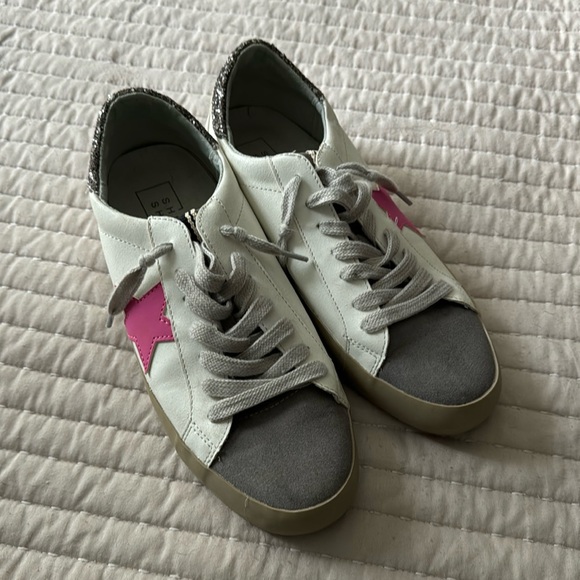 Shu Shop sneakers - Picture 1 of 4